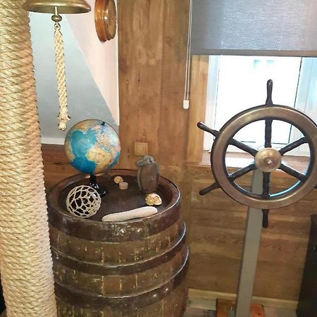 Yacht Club Apartment Liepaja Luaran gambar