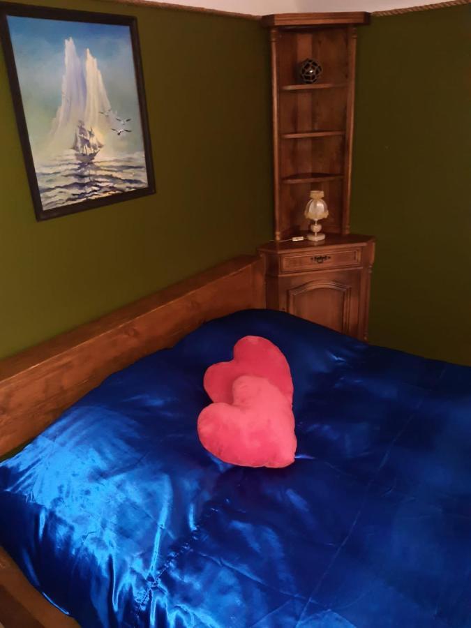 Yacht Club Apartment Liepaja Luaran gambar